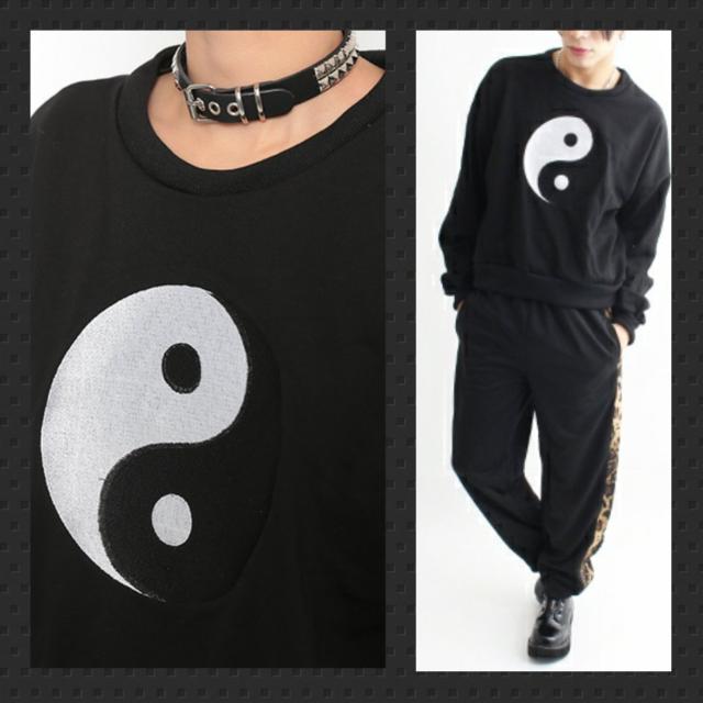 Drug honey【ユニセックス】勾玉刺繍トレーナー/黒 < ブランド  Drug honey【ユニセックス】勾玉刺繍トレーナー/黒 < ブランドの