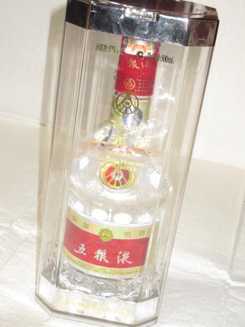 未開栓☆高級白酒*中国酒52度*五狼液500ml*四川省*貴重 < グルメ/ドリンク  未開栓☆高級白酒*中国酒52度*五狼液500ml*四川省*貴重  < グルメ/ドリンクの
