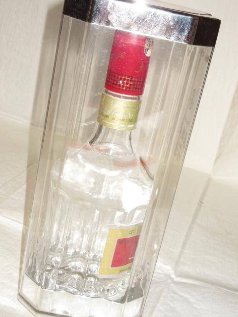 未開栓☆高級白酒*中国酒52度*五狼液500ml*四川省*貴重 < グルメ/ドリンク  未開栓☆高級白酒*中国酒52度*五狼液500ml*四川省*貴重 < グルメ/ドリンクの