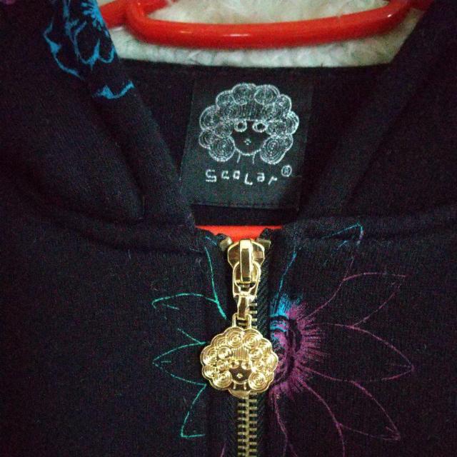 スカラー黒刺繍アウターモコモコ★訳有り新品同様 < ブランド スカラー黒刺繍アウターモコモコ★訳有り新品同様 < ブランドの