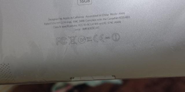 Apple ipad 16GB�{�̂̂� ��3���� ��������