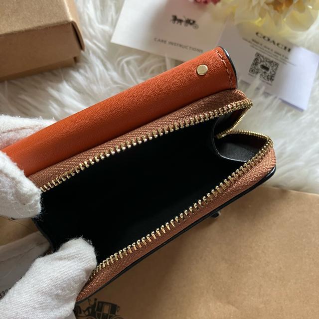 R[` COACHVOl`[ X^bY J[ubN R܂z AEgbg