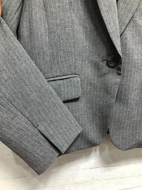 新品☆13号Lサイズ♪グレー系ストライプ♪タイトスカートスーツ☆Q421 < 女性ファッション 新品☆13号Lサイズ♪グレー系ストライプ♪タイトスカートスーツ☆Q421 < 女性ファッションの