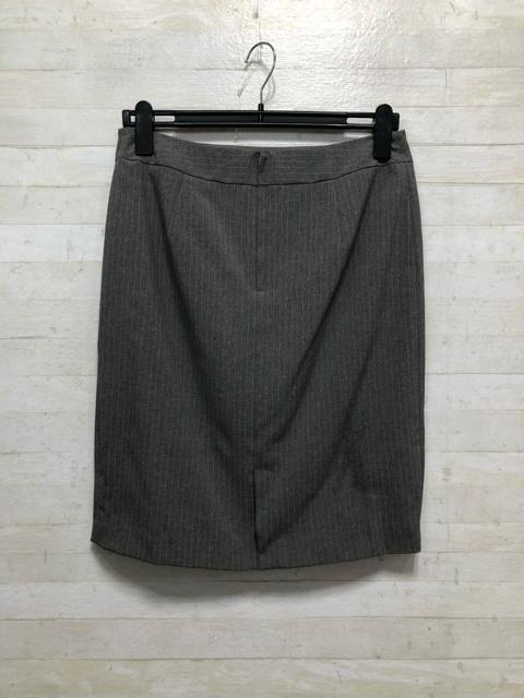 新品☆13号Lサイズ♪グレー系ストライプ♪タイトスカートスーツ☆Q421 < 女性ファッション 新品☆13号Lサイズ♪グレー系ストライプ♪タイトスカートスーツ☆Q421 < 女性ファッションの