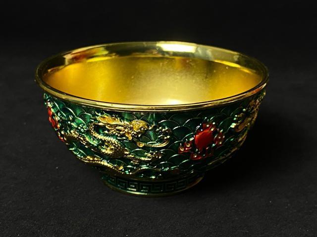 【聚宝】乾隆年製 刻印 金龍浮き彫り 龍紋 碗 鍍金 中国美術 古美術 唐物 骨董品 豪華 縁起物 翡翠緑 茶道具 浮彫 龍紋碗 < インテリア/ライフ 【聚宝】乾隆年製 刻印 金龍浮き彫り 龍紋 碗 鍍金 中国美術 古美術 唐物 骨董品 豪華 縁起物 翡翠緑 茶道具 浮彫 龍紋碗 < インテリア/ライフの