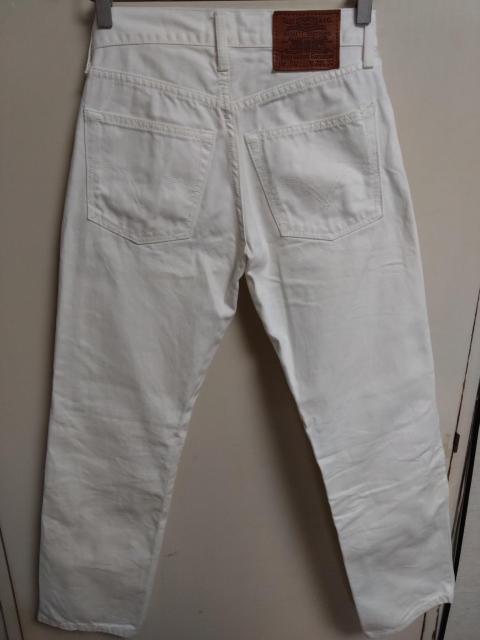 LEVI'S 702 W28 L32 ホワイトジーンズ < ブランド LEVI'S 702 W28 L32 ホワイトジーンズ < ブランドの