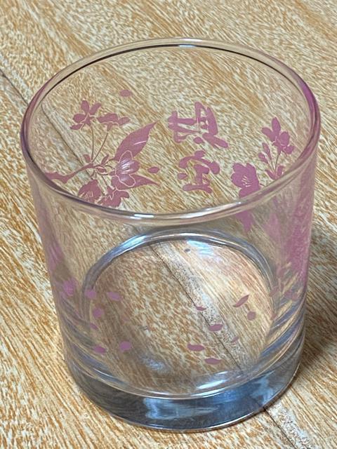 新品未使用☆ガラスのコップ☆ピンク花柄 < インテリア/ライフ  新品未使用☆ガラスのコップ☆ピンク花柄 < インテリア/ライフの
