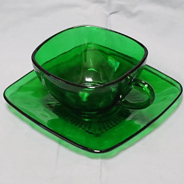 ☆当時物☆ファイヤーキング☆アンカーホッキング☆フォレストグリーンチャーム☆カップ&ソーサー☆1950−1956☆ < インテリア/ライフ  ☆当時物☆ファイヤーキング☆アンカーホッキング☆フォレストグリーンチャーム☆カップ&ソーサー☆1950−1956☆  < インテリア/ライフの