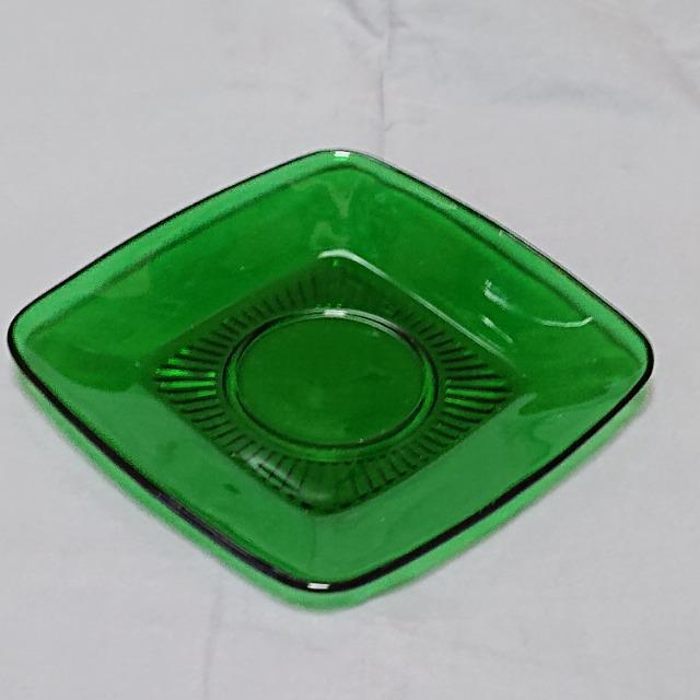 ☆当時物☆ファイヤーキング☆アンカーホッキング☆フォレストグリーンチャーム☆カップ&ソーサー☆1950−1956☆ < インテリア/ライフ  ☆当時物☆ファイヤーキング☆アンカーホッキング☆フォレストグリーンチャーム☆カップ&ソーサー☆1950−1956☆ < インテリア/ライフの