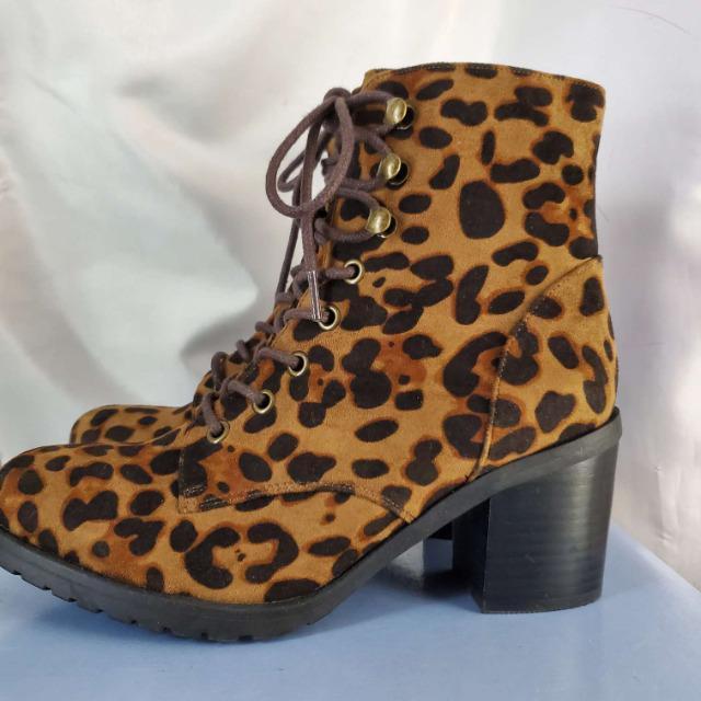 込み★オリエンタルトラフィック★ヒョウ柄ショートブーツ★M★ < ブランド  込み★オリエンタルトラフィック★ヒョウ柄ショートブーツ★M★ < ブランドの