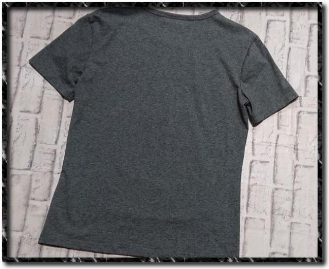 カミムラ 刺繍入り半袖Tシャツ グレー < 男性ファッション  カミムラ 刺繍入り半袖Tシャツ グレー < 男性ファッションの