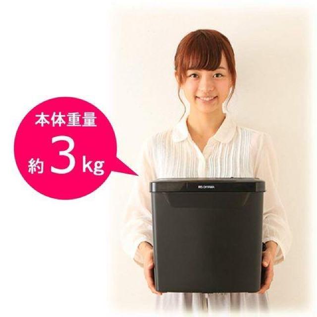 アイリスオーヤマ シュレッダー 家庭用 < インテリア/ライフ  アイリスオーヤマ シュレッダー 家庭用 < インテリア/ライフの