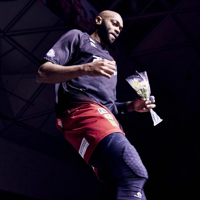 #12 EBAX jJI pEMTCV[eBOVcij