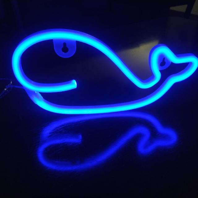 【☆超美品★】 *クジラのネオンサイン* アイスブルー < 家電/AV 【☆超美品★】 *クジラのネオンサイン* アイスブルー < 家電/AVの