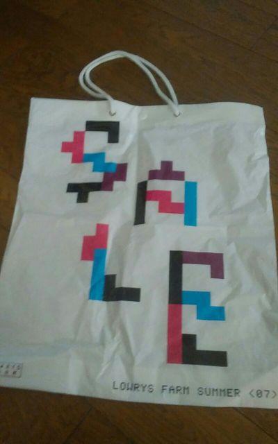 LOWRYS FARM ショップ袋 ビニール 37.5×44.5 < 女性ファッション  LOWRYS FARM ショップ袋 ビニール 37.5×44.5 < 女性ファッションの