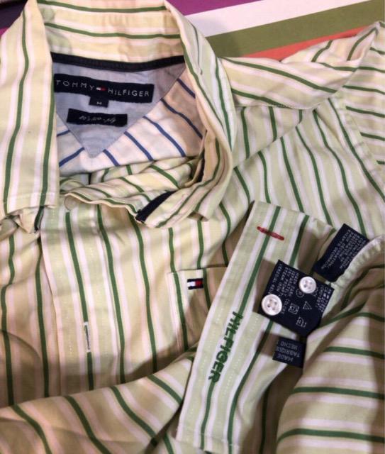 品薄★未使用に近いTOMMY HILFIGERグリーン系?シャツロゴ清楚人気オシャレストライプ 素敵カットソー Tシャツ大活躍人気 < 男性ファッション  品薄★未使用に近いTOMMY HILFIGERグリーン系?シャツロゴ清楚人気オシャレストライプ 素敵カットソー Tシャツ大活躍人気 < 男性ファッションの