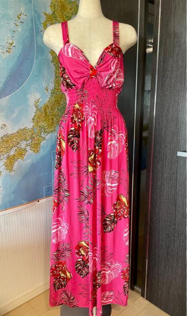ハワイアン風ワンピース 花柄 綺麗なピンク色 沖縄で購入 < 女性ファッション  ハワイアン風ワンピース 花柄 綺麗なピンク色 沖縄で購入  < 女性ファッションの