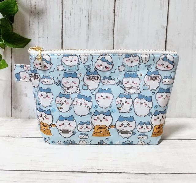 ちいかわ ハチワレ ファスナーポーチ < 女性ファッション ちいかわ ハチワレ ファスナーポーチ < 女性ファッションの
