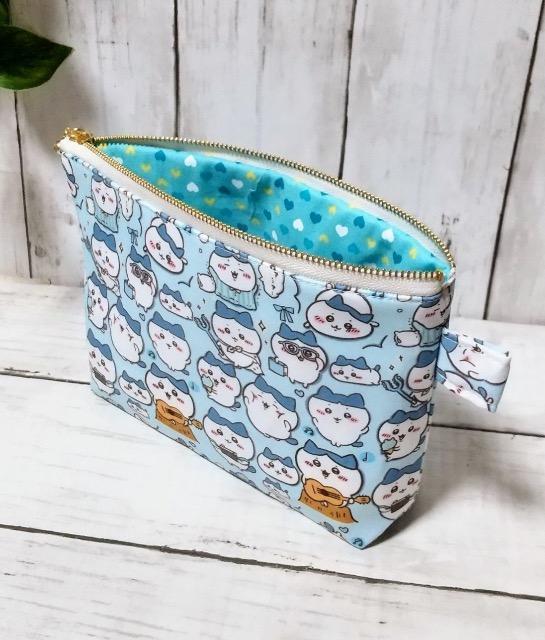 ちいかわ ハチワレ ファスナーポーチ < 女性ファッション ちいかわ ハチワレ ファスナーポーチ < 女性ファッションの