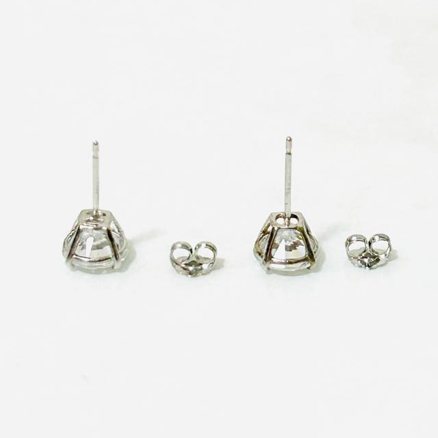14K ホワイトゴールド スタッド ピアス キュービックジルコニア 7ミリ < 女性アクセサリー/時計 14K ホワイトゴールド スタッド ピアス キュービックジルコニア 7ミリ < 女性アクセサリー/時計の