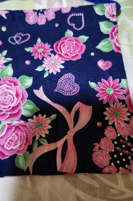 ★処分品★新品紺×ガールズハート&リボンラメ入柄ナナメ掛巾着袋 < キッズ/ベビー  ★処分品★新品紺×ガールズハート&リボンラメ入柄ナナメ掛巾着袋 < キッズ/ベビーの