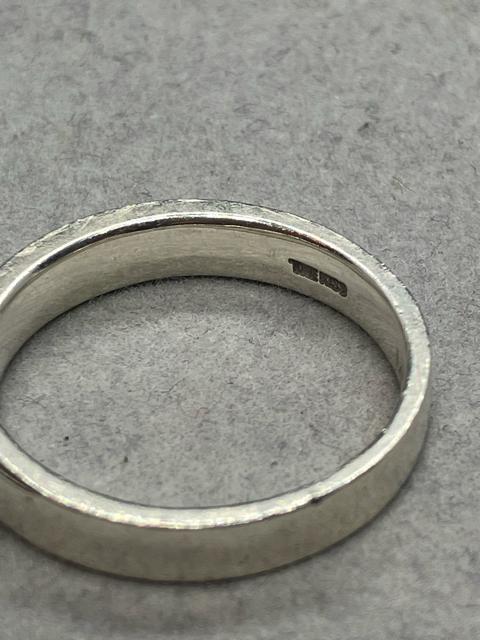 即決 THE KISS SILVER シルバー リング 指輪 18号 < ブランド  即決 THE KISS SILVER シルバー リング 指輪 18号 < ブランドの