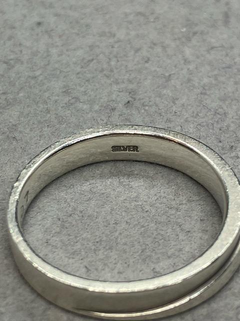 即決 THE KISS SILVER シルバー リング 指輪 18号 < ブランド  即決 THE KISS SILVER シルバー リング 指輪 18号 < ブランドの