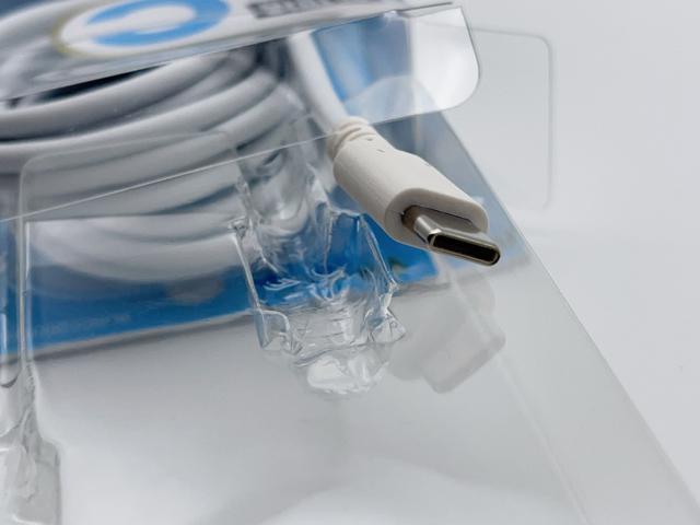 M025 -13 �V�i �V�K�i�@Type C to Type C �P�[�u�� 2m 3A���o�͍��i�� �}���[�d �����f�[�^�]�� �� �Ɠd/AV�� 