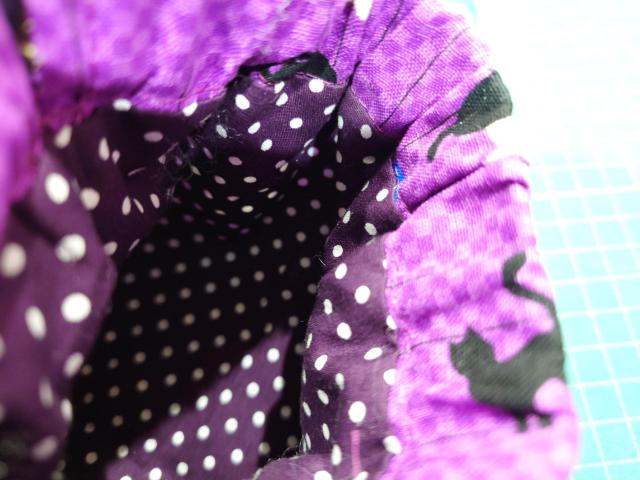 ハンドメイド バネ口ポーチ(むらさき 猫) < 女性ファッション  ハンドメイド バネ口ポーチ(むらさき 猫) < 女性ファッションの