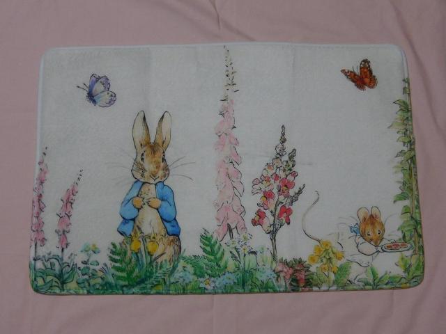 新品 ピーターラビット 玄関マット バスマット キッチンマット < インテリア/ライフ  新品 ピーターラビット 玄関マット バスマット キッチンマット < インテリア/ライフの