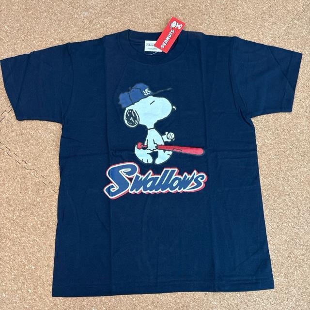 新品未使用タグ付きSサイズ 半袖Tシャツ スヌーピー ヤクルトスワローズ ネイビー < レジャー/スポーツ  新品未使用タグ付きSサイズ 半袖Tシャツ スヌーピー ヤクルトスワローズ ネイビー  < レジャー/スポーツの
