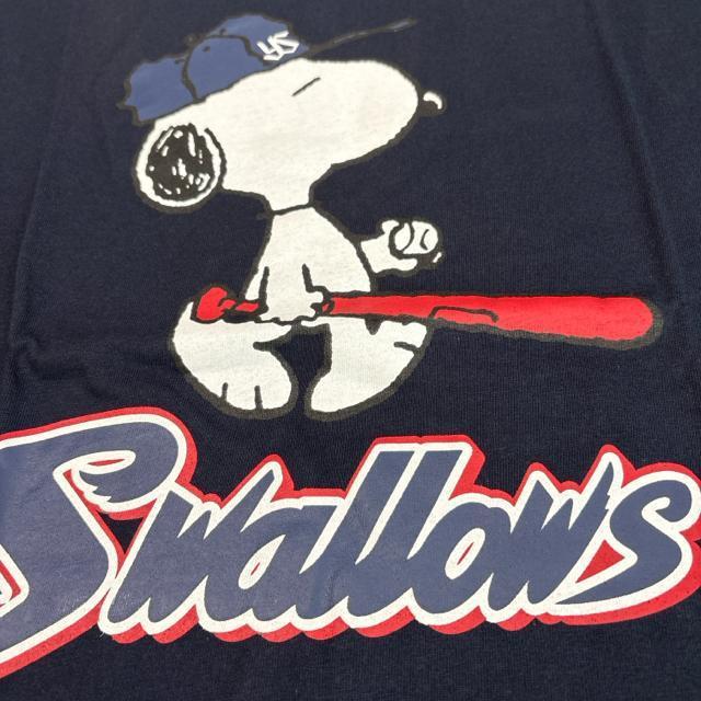 新品未使用タグ付きSサイズ 半袖Tシャツ スヌーピー ヤクルトスワローズ ネイビー < レジャー/スポーツ  新品未使用タグ付きSサイズ 半袖Tシャツ スヌーピー ヤクルトスワローズ ネイビー < レジャー/スポーツの