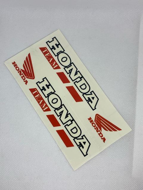 HONDA ステッカー 左右セット 旧車 昭和レトロ チャンプロード デコ アクセサリー < 自動車/バイク HONDA ステッカー 左右セット 旧車 昭和レトロ チャンプロード デコ アクセサリー < 自動車/バイク