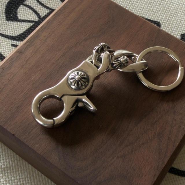 �V���o�[�� �L�[�`�F�[�� �N���X���`�[�t �N���b�v �L�[�z���_�[ �� �u�����h�� 