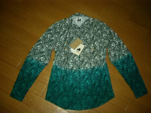 新品R.NEWBOLDグラデーション総柄シャツS緑系ポールスミス < ブランド 新品R.NEWBOLDグラデーション総柄シャツS緑系ポールスミス < ブランドの