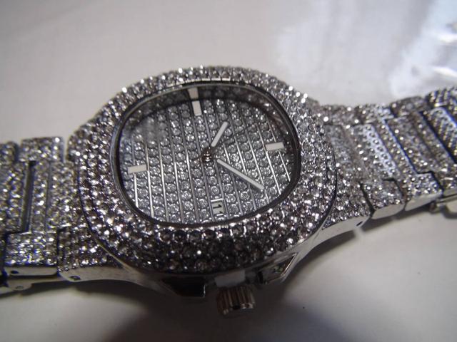 超豪華! HIPHOP ラッパー ブリング腕時計 (シルバー)新品!。 < 男性アクセサリー/時計  超豪華! HIPHOP ラッパー ブリング腕時計 (シルバー)新品!。 < 男性アクセサリー/時計の