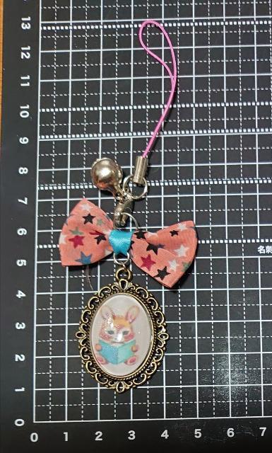 ハンドメイド♪カボションチャームストラップ★レトロアニマル・星柄リボン★うさぎ@【クリスマスオーナメントにも】 < ペット/手芸/園芸 ハンドメイド♪カボションチャームストラップ★レトロアニマル・星柄リボン★うさぎ@【クリスマスオーナメントにも】 < ペット/手芸/園芸の
