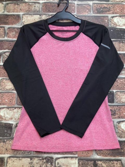 送料無料!サンプル品限定特価!柔らかく体にフィットし、動きやすい!スポーツTシャツ(画像から)1枚 < 女性ファッション  送料無料!サンプル品限定特価!柔らかく体にフィットし、動きやすい!スポーツTシャツ(画像から)1枚 < 女性ファッションの