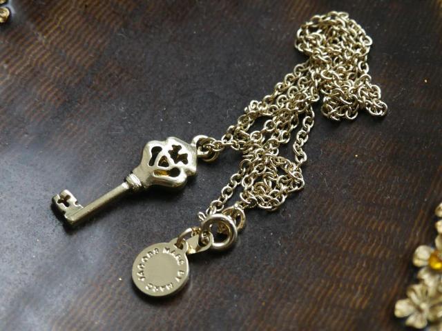 新品アンティーク調 鍵モチーフネックレス < 女性アクセサリー/時計 新品アンティーク調 鍵モチーフネックレス < 女性アクセサリー/時計の