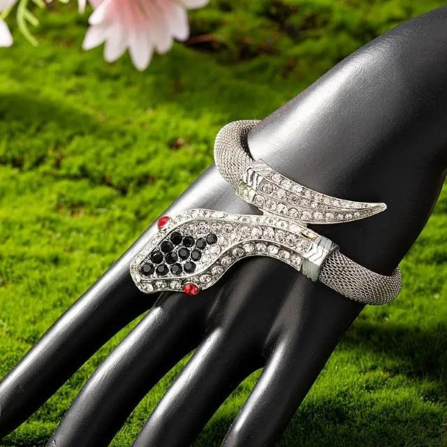 Xi690~GKgȃCXg[΂߂ꂽXl[NuXbg@S[h