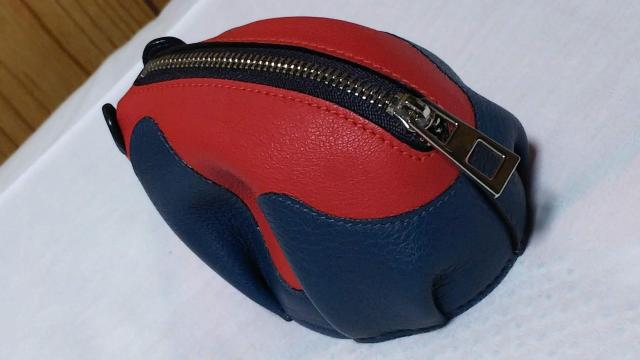 正規未 ロエベ パンダ フルレザーコインケース 赤×青 小銭入れ 財布 アニマル 11×7×6 小物入れ〇ポーチ 虜になる存在感! < ブランド 正規未 ロエベ パンダ フルレザーコインケース 赤×青 小銭入れ 財布 アニマル 11×7×6 小物入れ〇ポーチ 虜になる存在感! < ブランドの