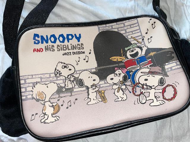 ♯スヌーピー♯ ショルダーバッグ  耳付き可愛い < アニメ/コミック/キャラクター  ♯スヌーピー♯ ショルダーバッグ  耳付き可愛い < アニメ/コミック/キャラクターの
