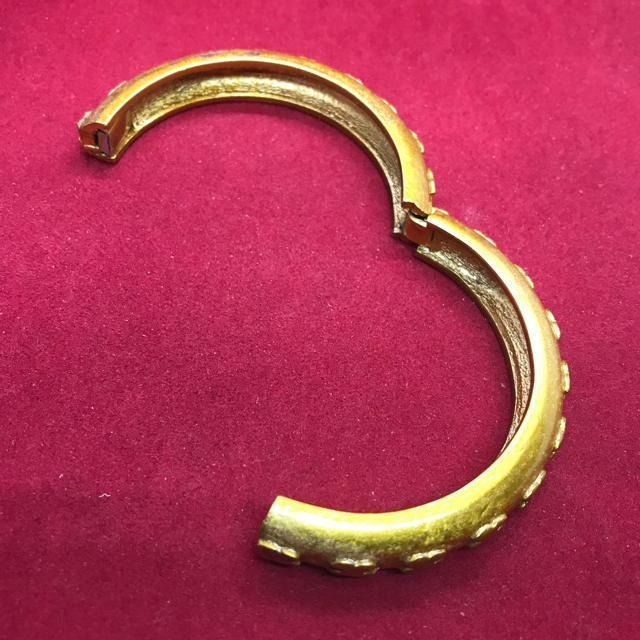 正規品 ヴィンテージ シャネル CoCoバングル ゴールド リペア有り < ブランド 正規品 ヴィンテージ シャネル CoCoバングル ゴールド リペア有り < ブランドの