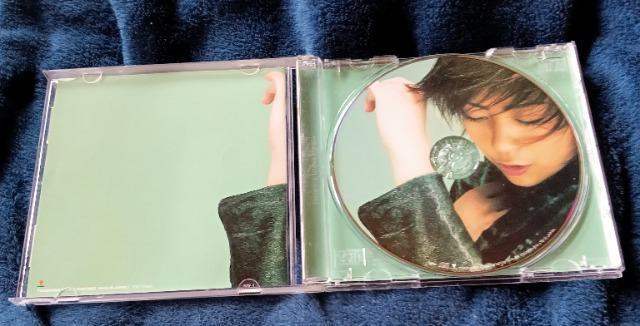 宇多田ヒカル、ディスタンス、美品+粗品+匿名送料無料です\(^o^)/ < タレントグッズ  宇多田ヒカル、ディスタンス、美品+粗品+匿名送料無料です\(^o^)/ < タレントグッズの