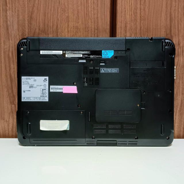 FUJITSU LIFEBOOK Corei7 ������8GB �V�iSSD512GB �u���[���C Web�J���� Windows11 �� PC�{��/���Ӌ@��� 