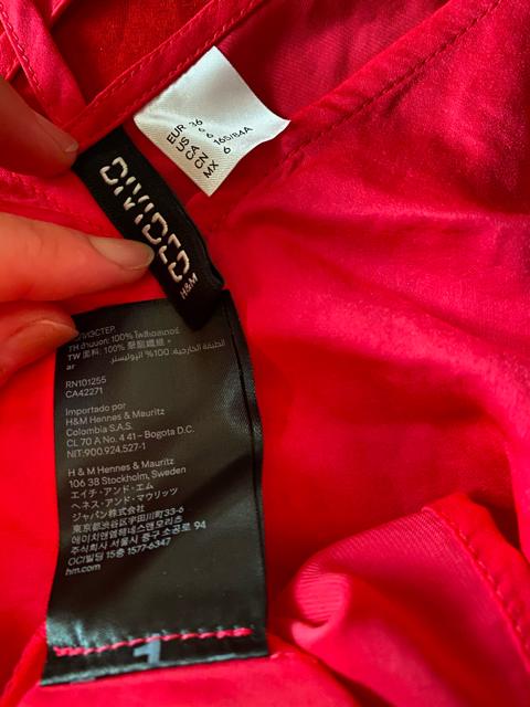 H&M☆ショッキングピンクのキャミソール☆ < ブランド  H&M☆ショッキングピンクのキャミソール☆ < ブランドの
