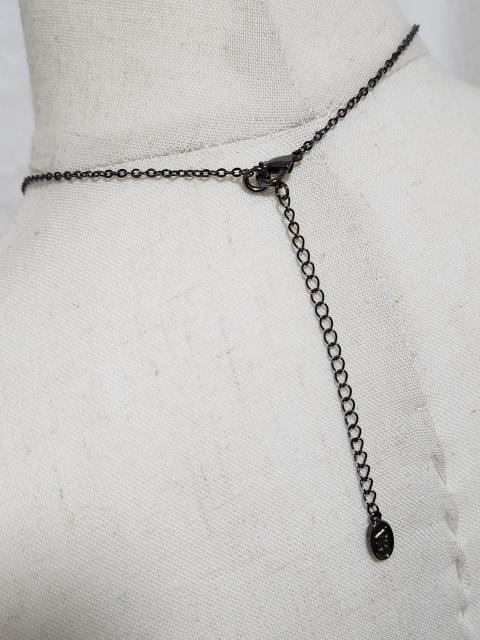 正規 レア ヴァンドームブティック ゴシックスカル チェーンネックレス ブラックビジューペンダント ドクロ 黒 VBロゴ 調節可 < ブランド  正規 レア ヴァンドームブティック ゴシックスカル チェーンネックレス ブラックビジューペンダント ドクロ 黒 VBロゴ 調節可 < ブランドの