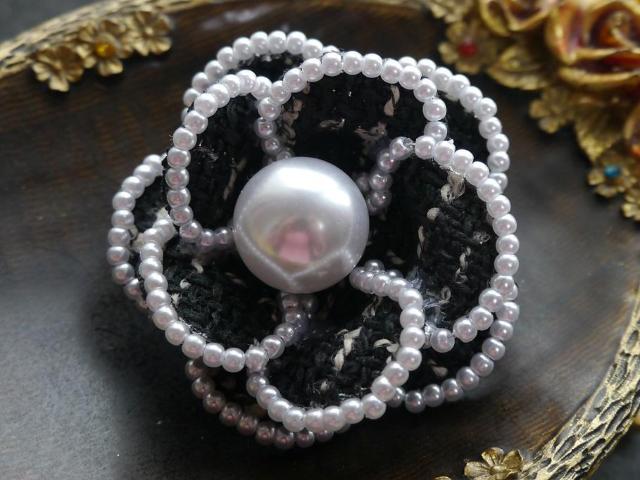 新品アンティーク調エレガント カメリアコサージュ ブローチ ヘアクリップ 黒系  < 女性アクセサリー/時計  新品アンティーク調エレガント カメリアコサージュ ブローチ ヘアクリップ 黒系   < 女性アクセサリー/時計の