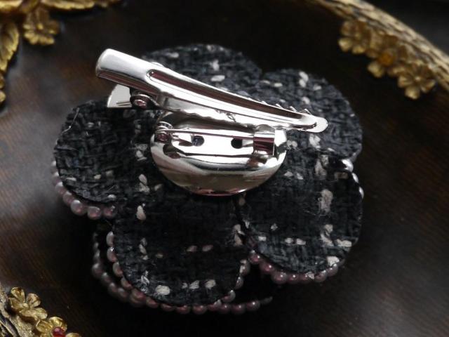 新品アンティーク調エレガント カメリアコサージュ ブローチ ヘアクリップ 黒系  < 女性アクセサリー/時計  新品アンティーク調エレガント カメリアコサージュ ブローチ ヘアクリップ 黒系  < 女性アクセサリー/時計の