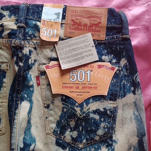 レア【Levi's 501】リーバイス★ド派手カッコいいブリーチ加工ボタンフライ☆ストレートデニムパンツW32L32イケオジお兄系 < ブランド レア【Levi's 501】リーバイス★ド派手カッコいいブリーチ加工ボタンフライ☆ストレートデニムパンツW32L32イケオジお兄系 < ブランドの